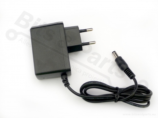 Voeding/Adapter 5 Volt / 2A gelijkspanning schakelend
